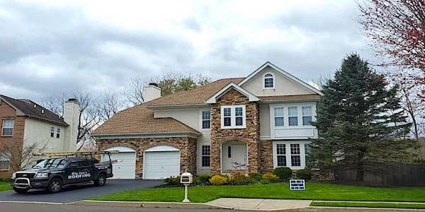 4 Bed 2 5 Bath Colonial Swimming Pool Spa Finished Lower Level 600 Glen Meadow Rd Richboro Pa 18954 Call Hazel Real Estate Video Real Estate Swimming Pool Spa